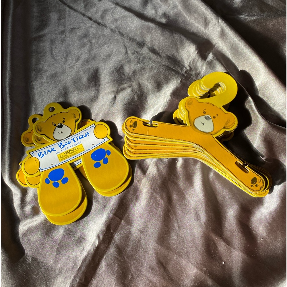 build a bear hangers